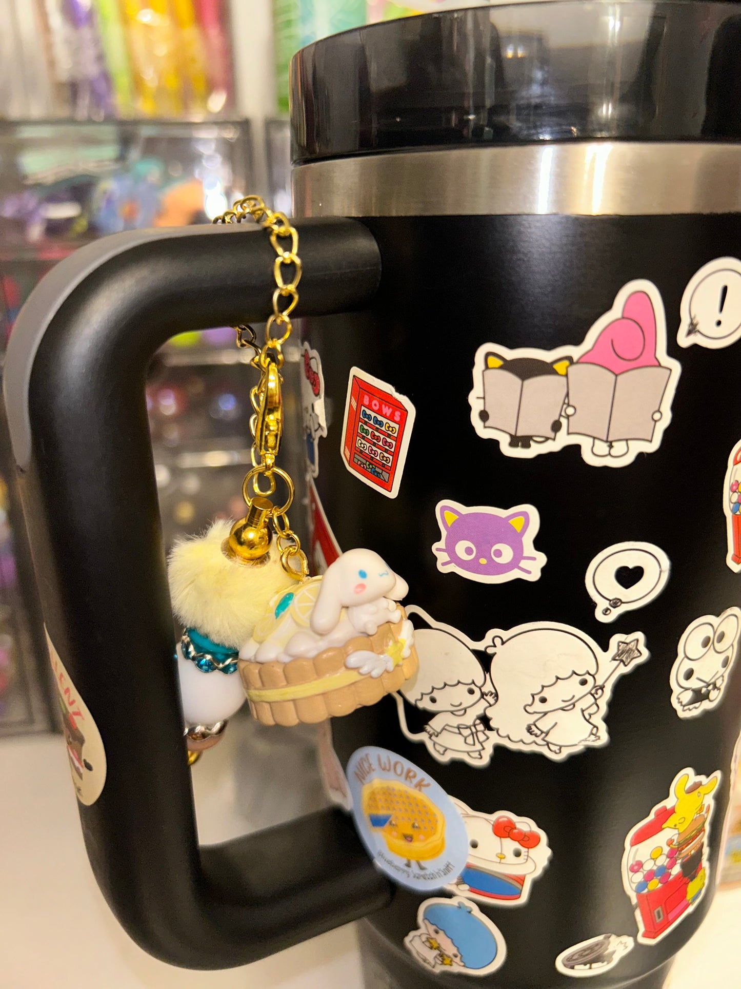 Cinna lemon cup charm