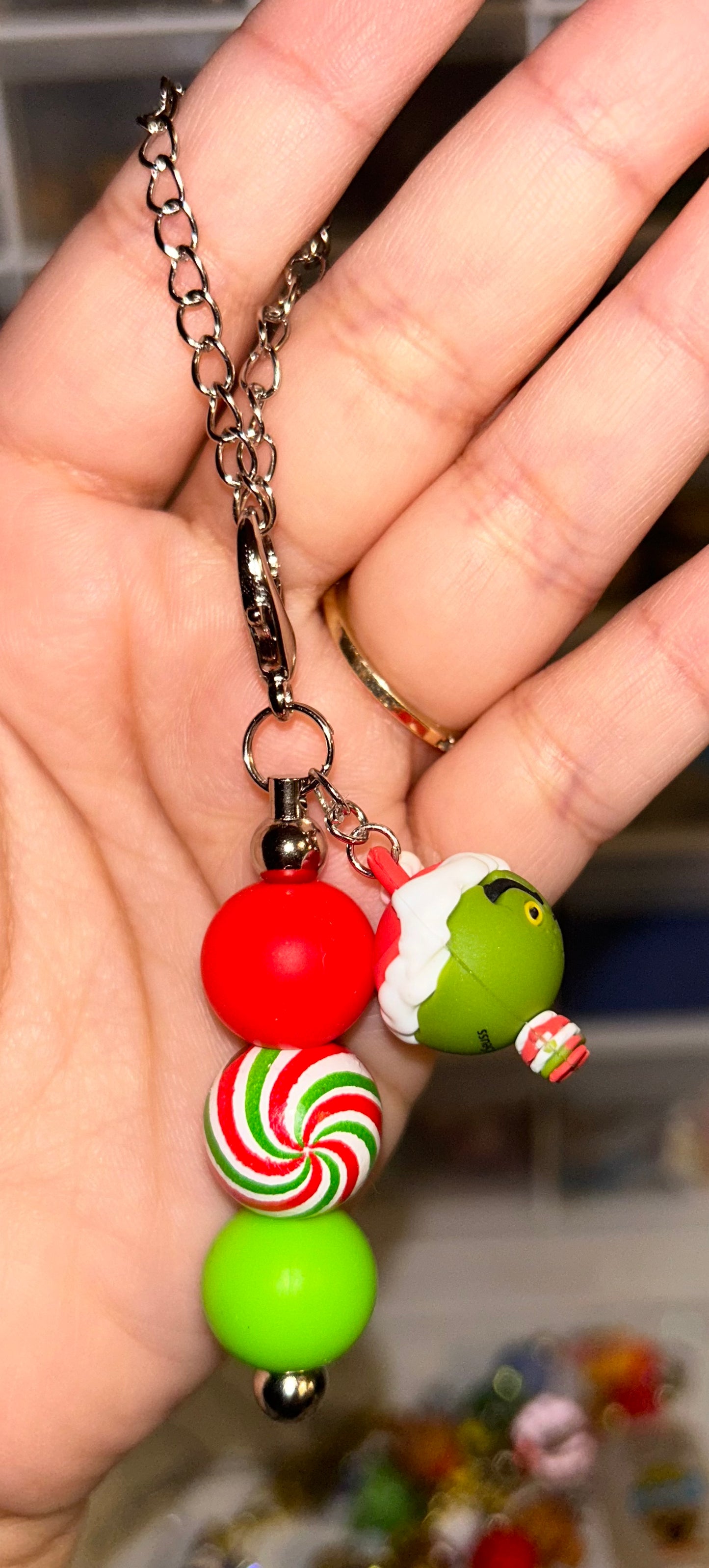 Grinch Christmas cup charm
