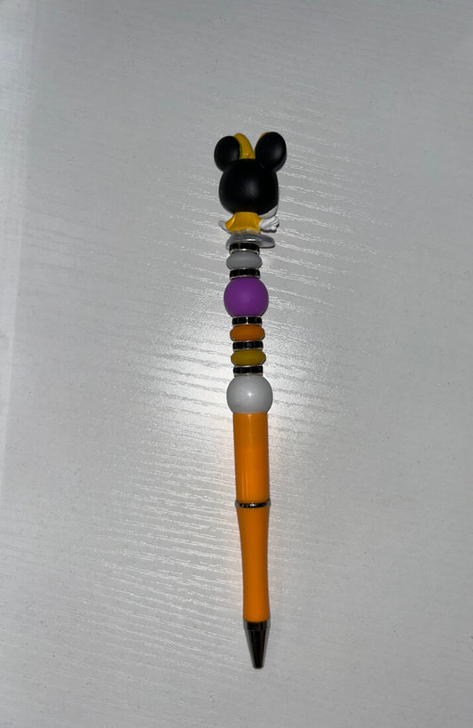 Yellow mouse pen