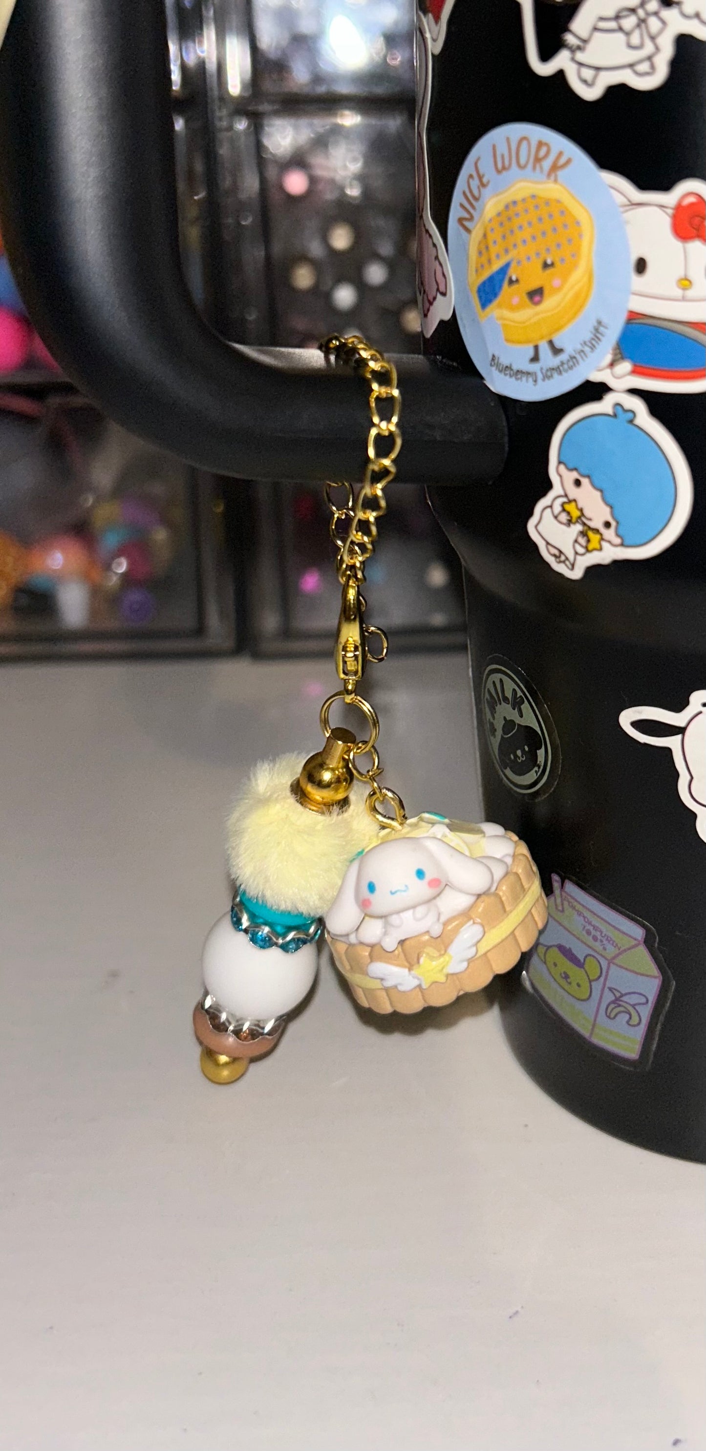 Cinna lemon cup charm