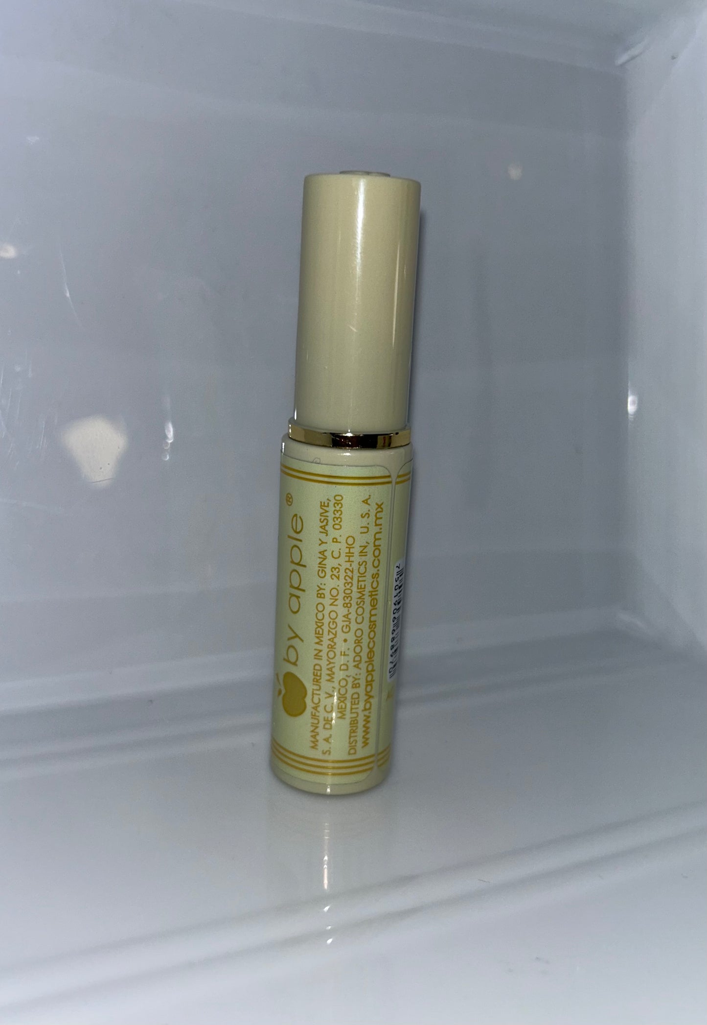 Almond mascara