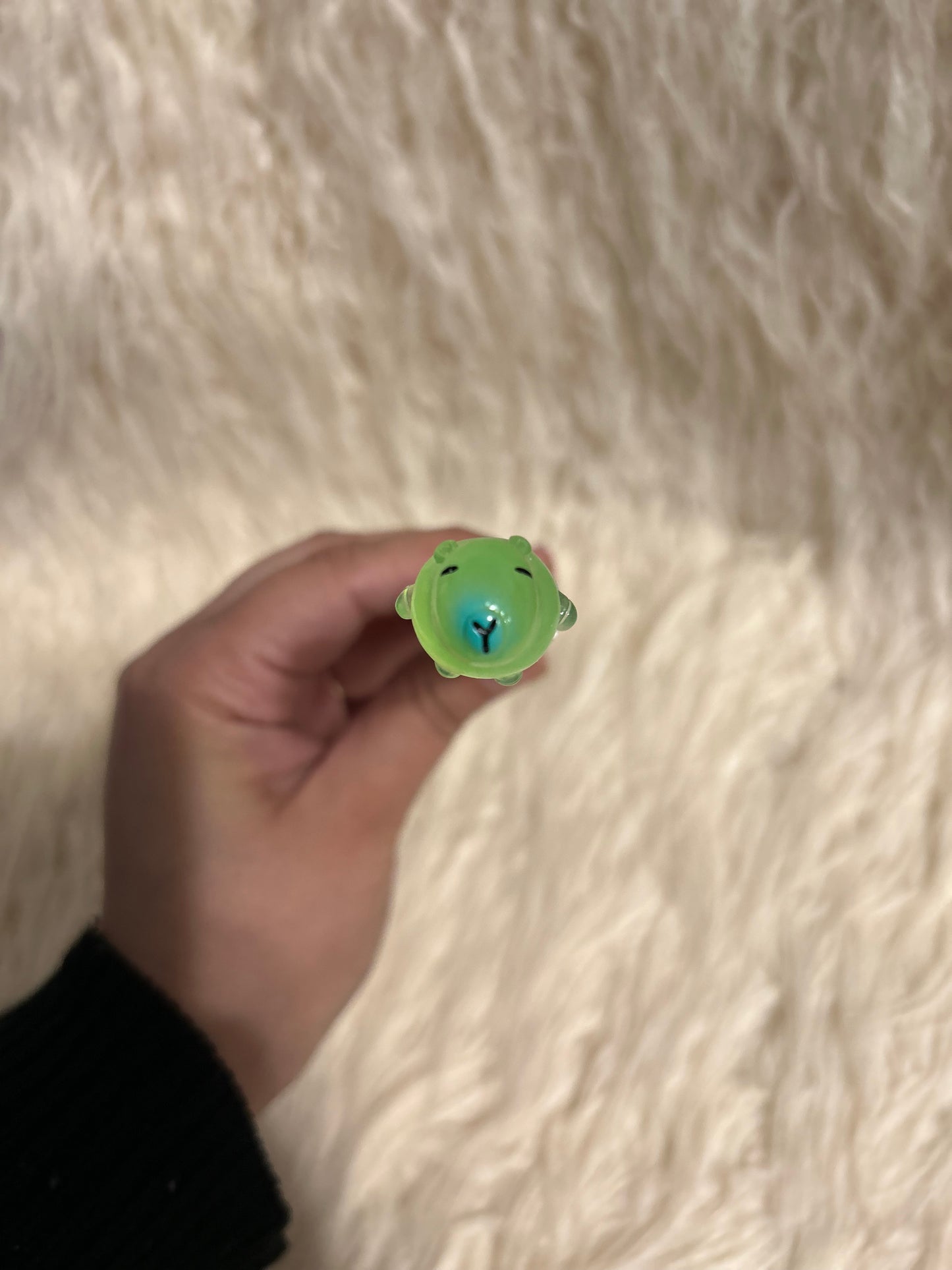 Lime Green Cabybara pen