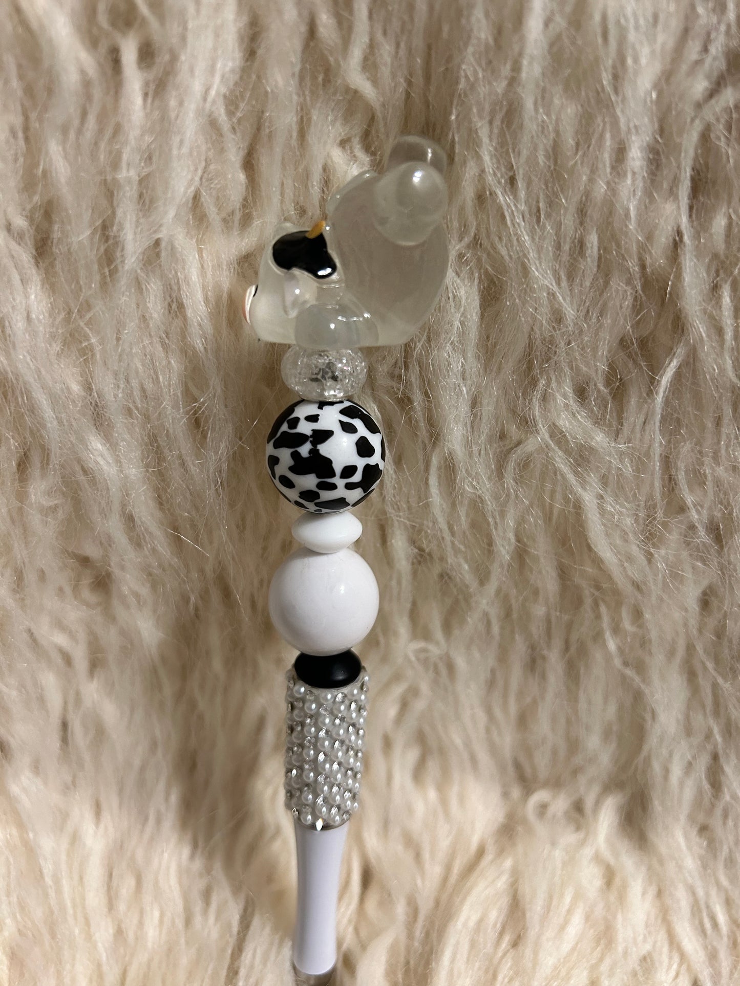 Hand stand cow pen